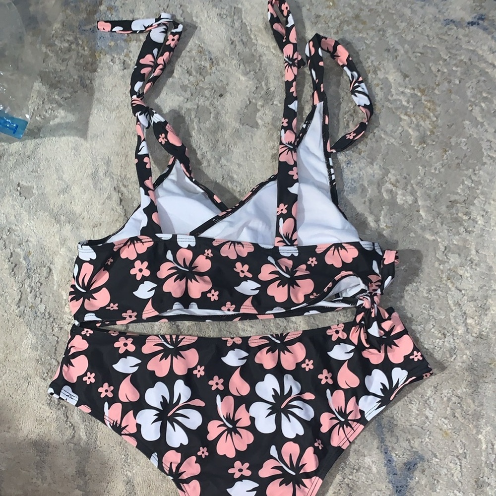 Women’s 2 piece bathing suit sz xl - Picture 2 of 4